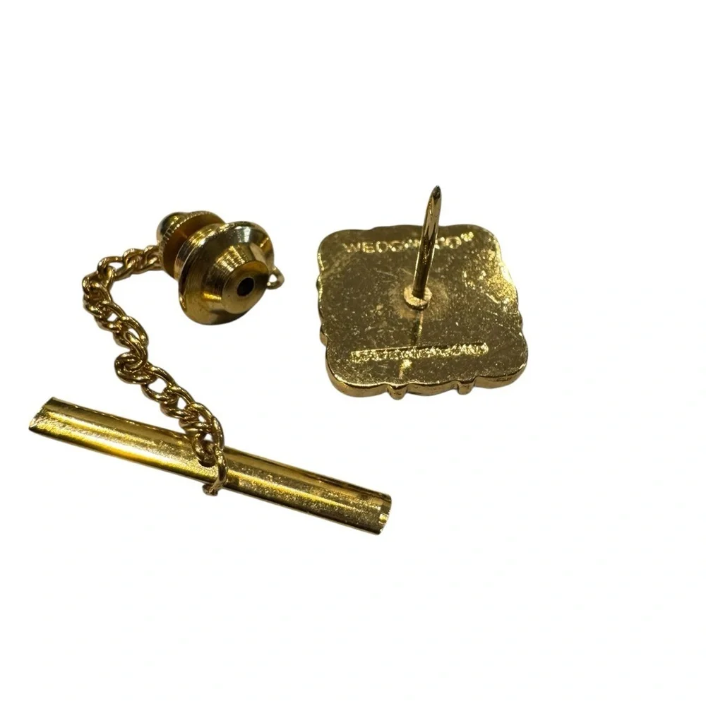 Wedgewood Gold and Blue Ship Design Tie Tack